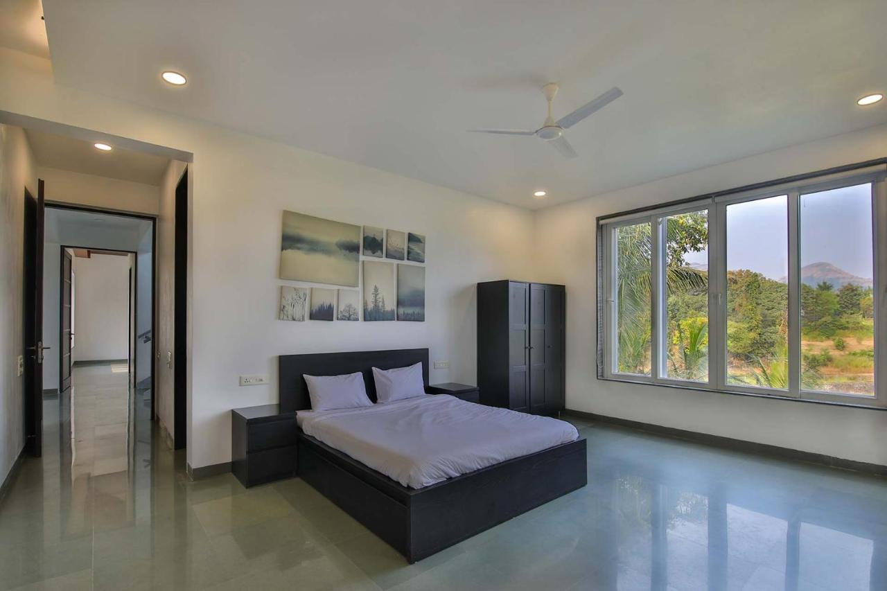 Twilight Grove: Stayvista Villa with Pool and Home Theatre Karjat Exterior photo